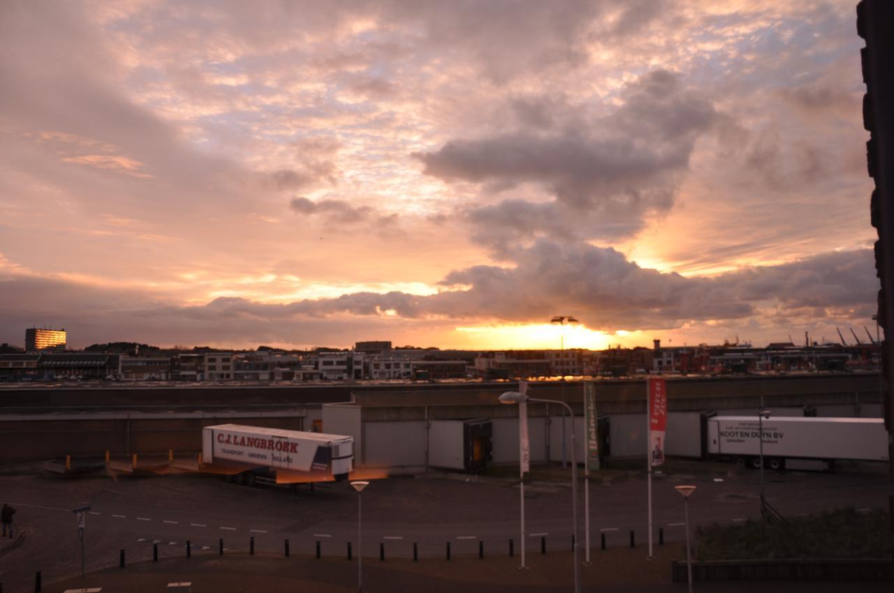 Hotel Rauw Aan De Kade IJmuiden Exterior photo